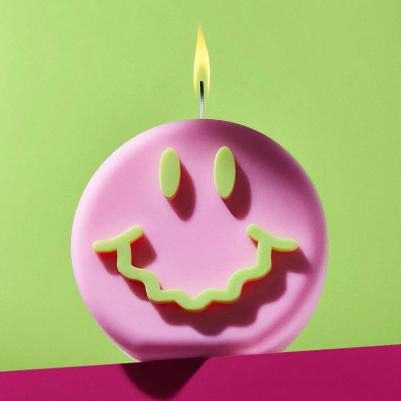 GET WAVEY CANDLE PINK