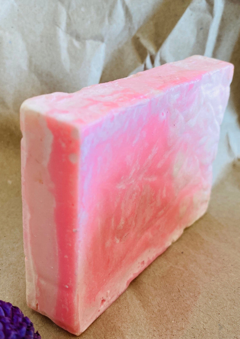Creamy and Nourishing Soap Bar - Pink