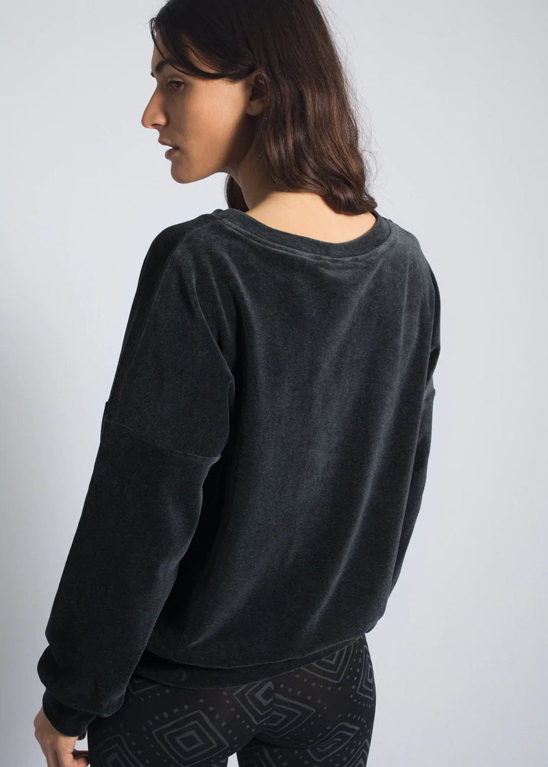 Black velvet outlet jumper